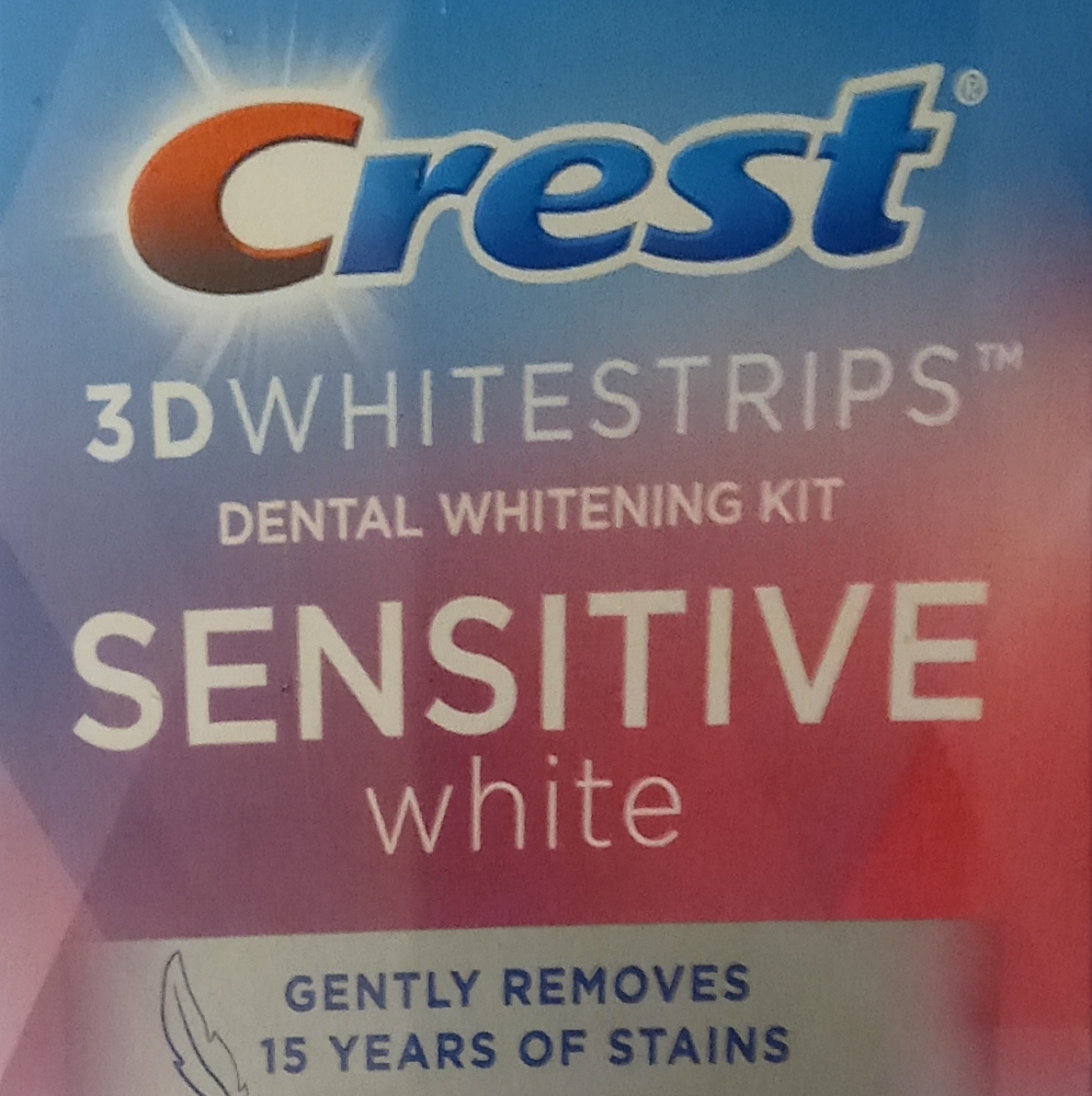 Crest. 3 D WHITESTRIPS. Dental whitening